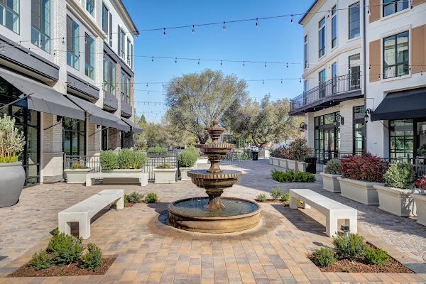 1710 on the Boulevard apartments in Thousand Oaks, CA