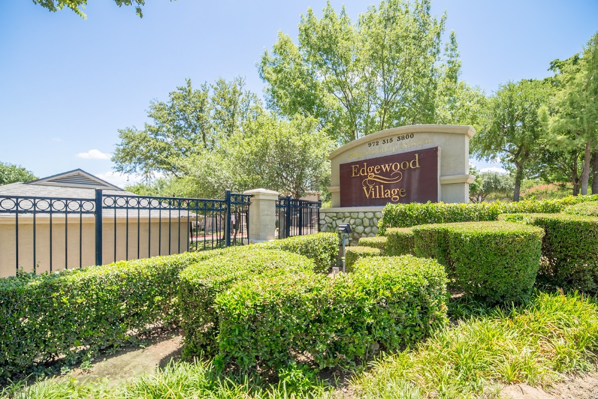 Edgewood Village apartments in Addison, TX