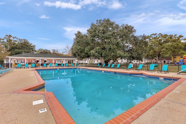 The Flats at Midtown apartments in Mobile, AL