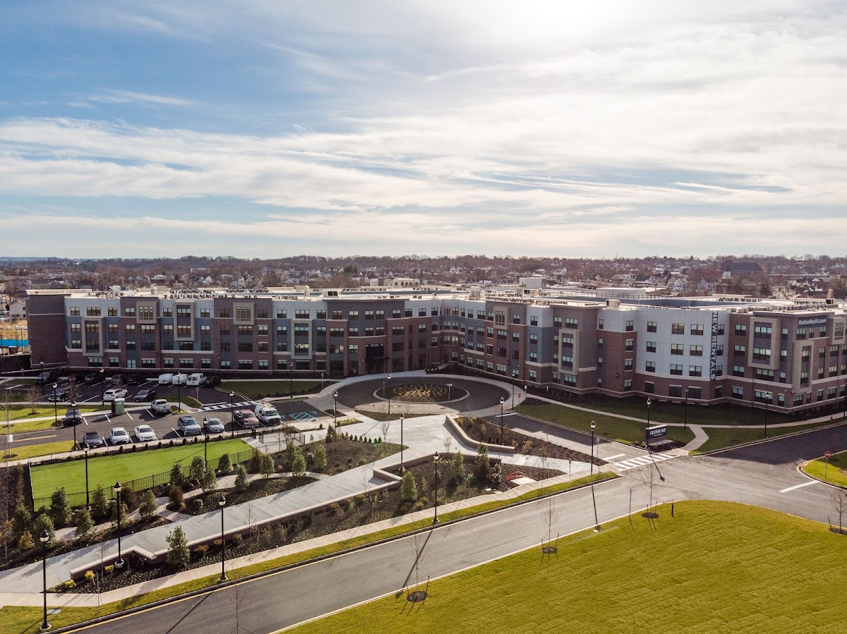 Station Bay apartments in South Amboy, NJ