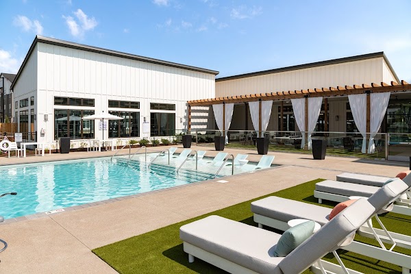 Bexley Spring Hill apartments in Columbia, TN