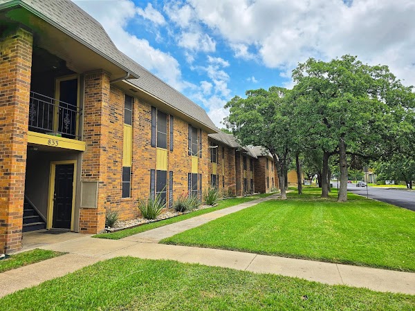 Forest Ridge Apartments apartments in Addison, TX