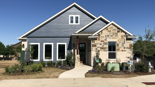 Villas at Rockbrook Rental Homes apartments in Addison, TX