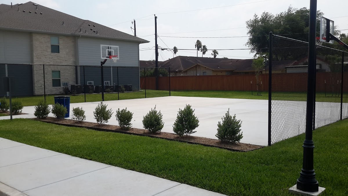 Twin Oaks Apartments apartments in Mission, TX