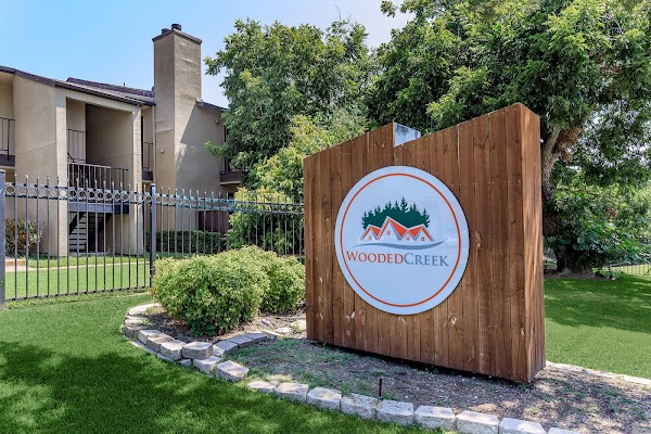 Wooded Creek apartments in Desoto, TX