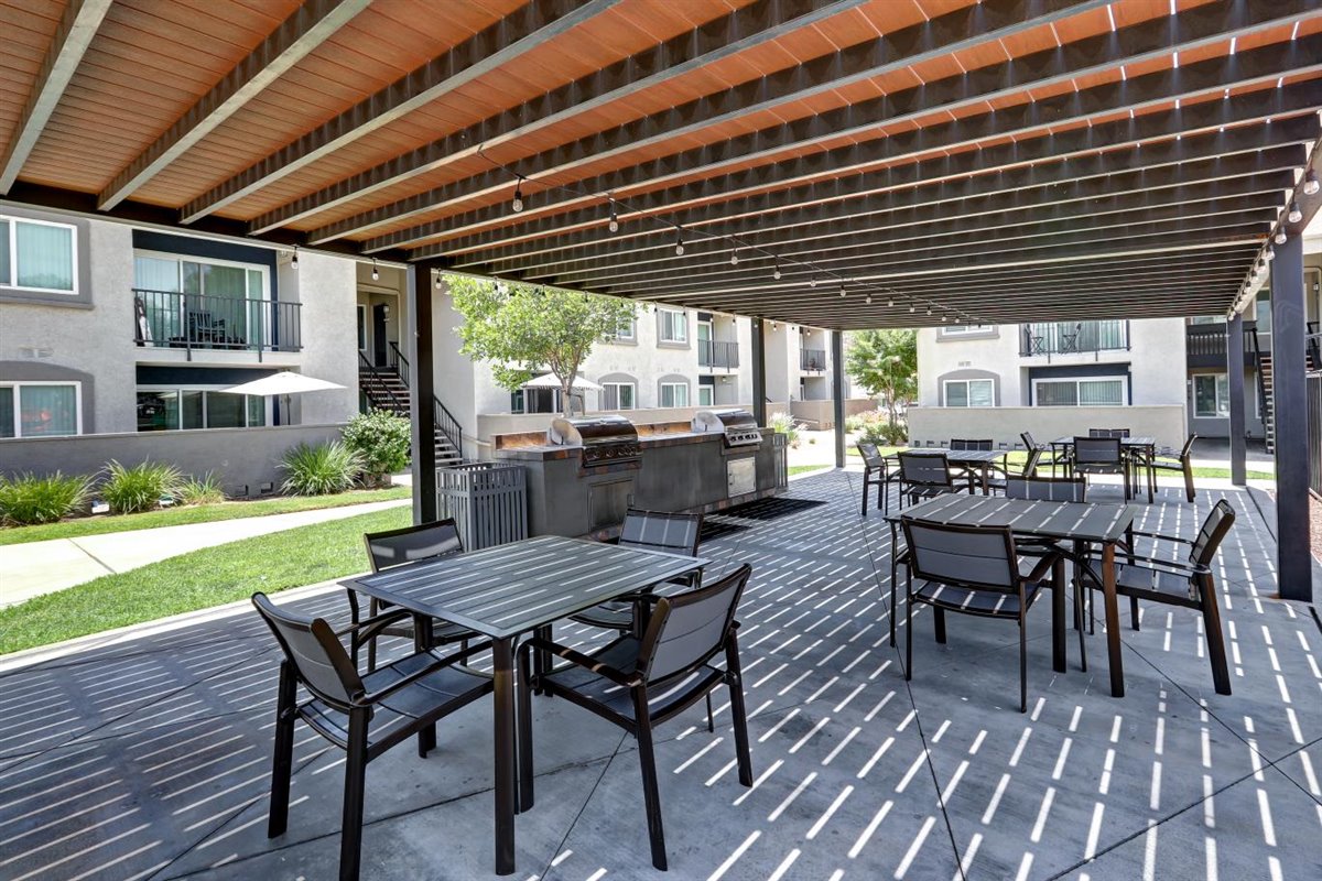West Fifth Apartments apartments in Ontario, CA