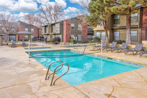 Oak Tree Park Apartments apartments in Albuquerque, NM