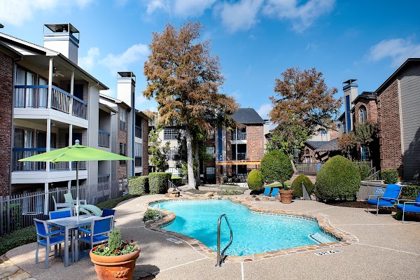 Infinity on the Mark Apartments apartments in Addison, TX