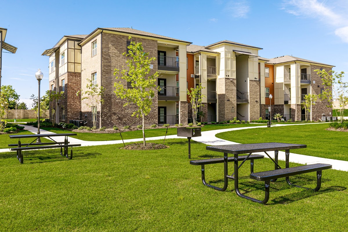 The Landing at Little Elm Apartments apartments in Aubrey, TX